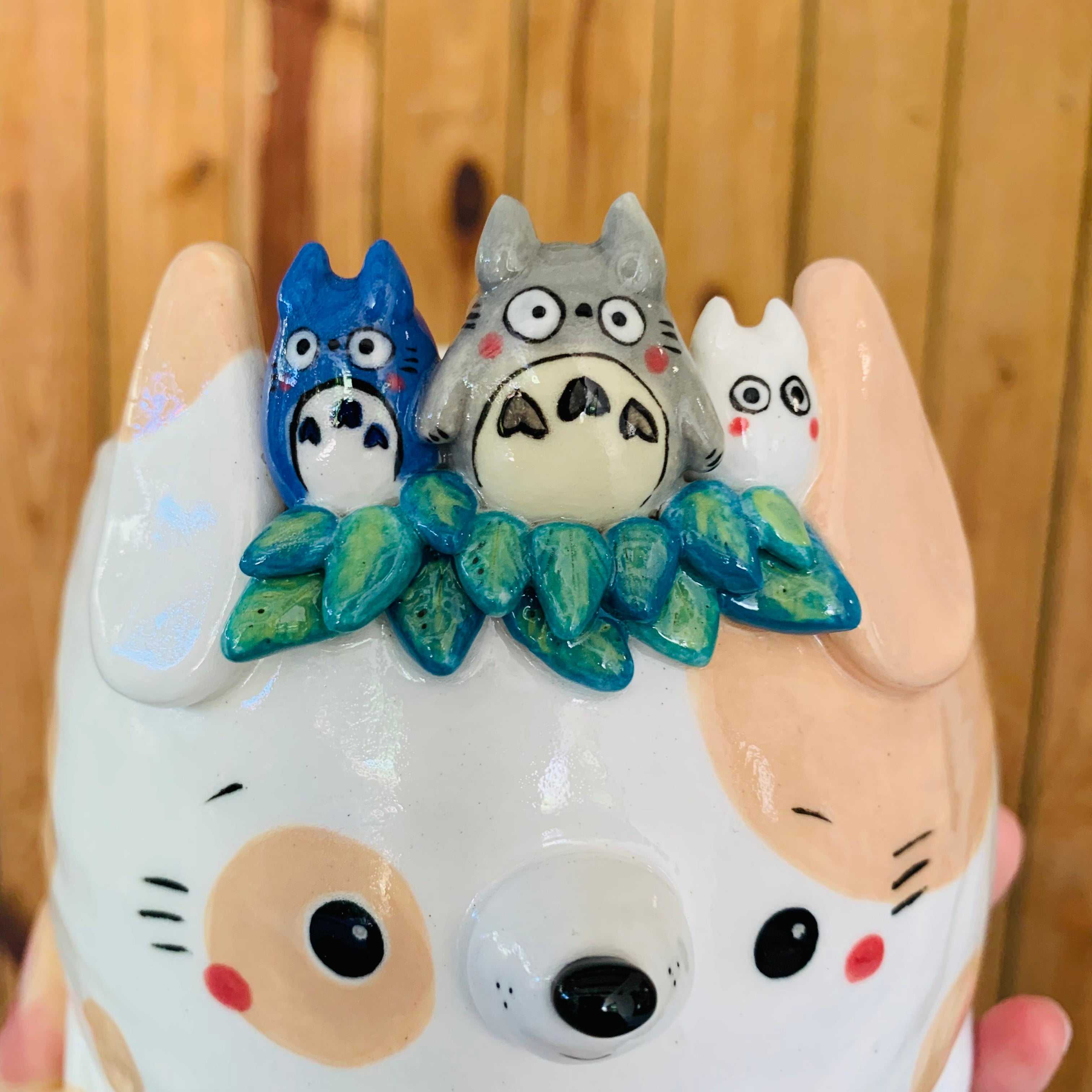 Cream spotty doggo pot with Totoro friends