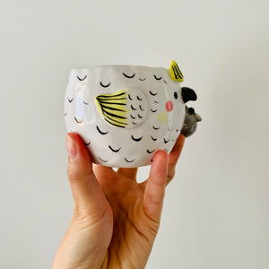 Cockatoo with koala friend pot