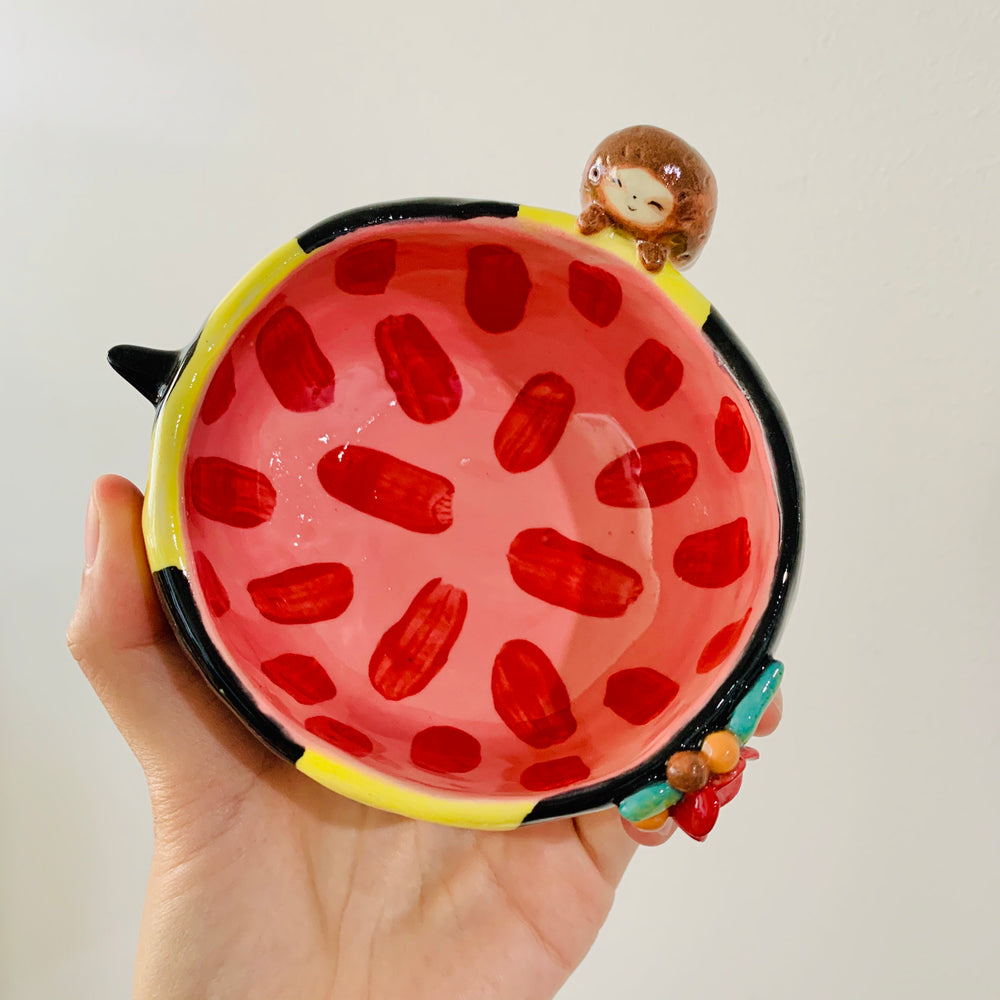 Flowery bee snack bowl with sloth friend, photo 5 of 7
