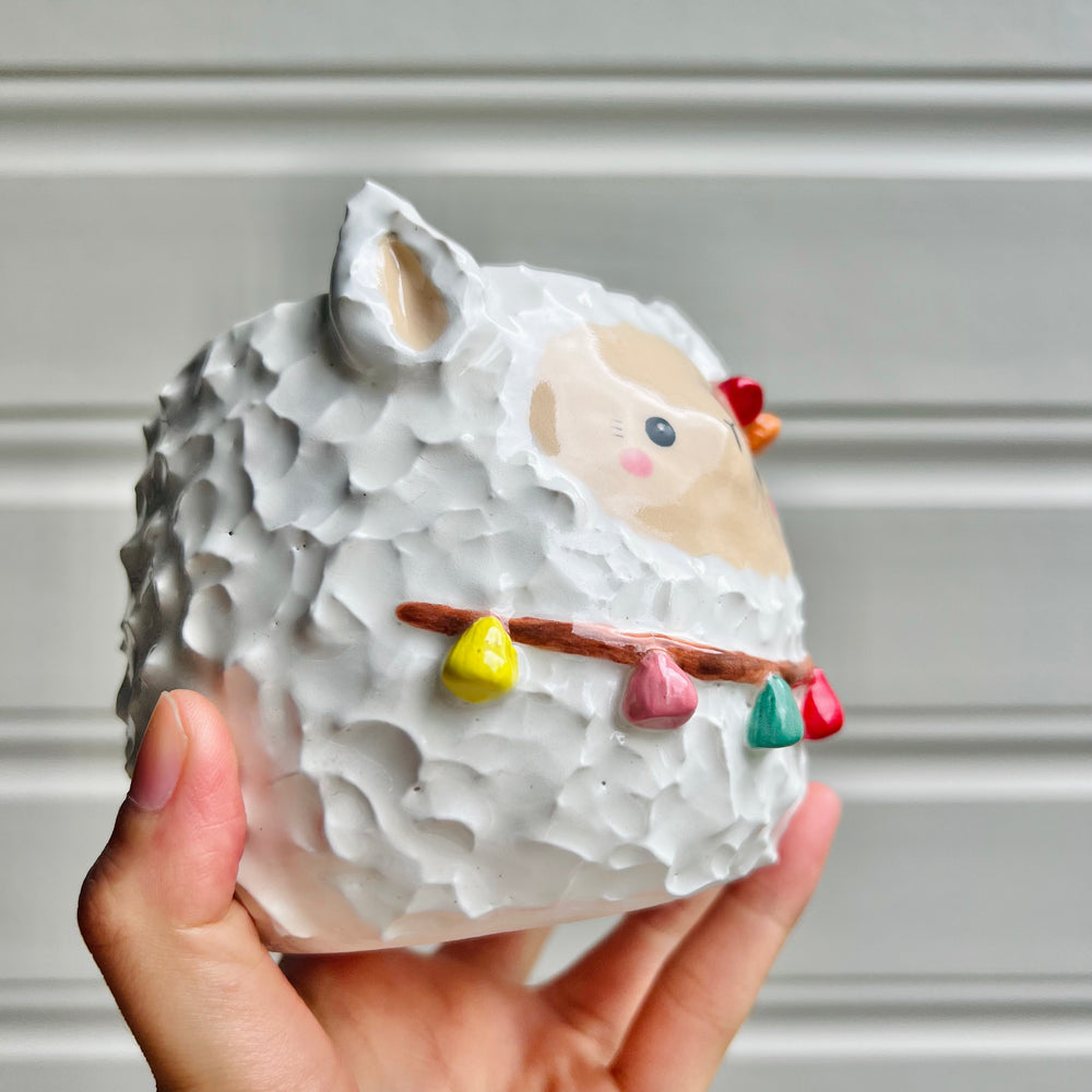 Tassel llama pot, photo 7 of 8