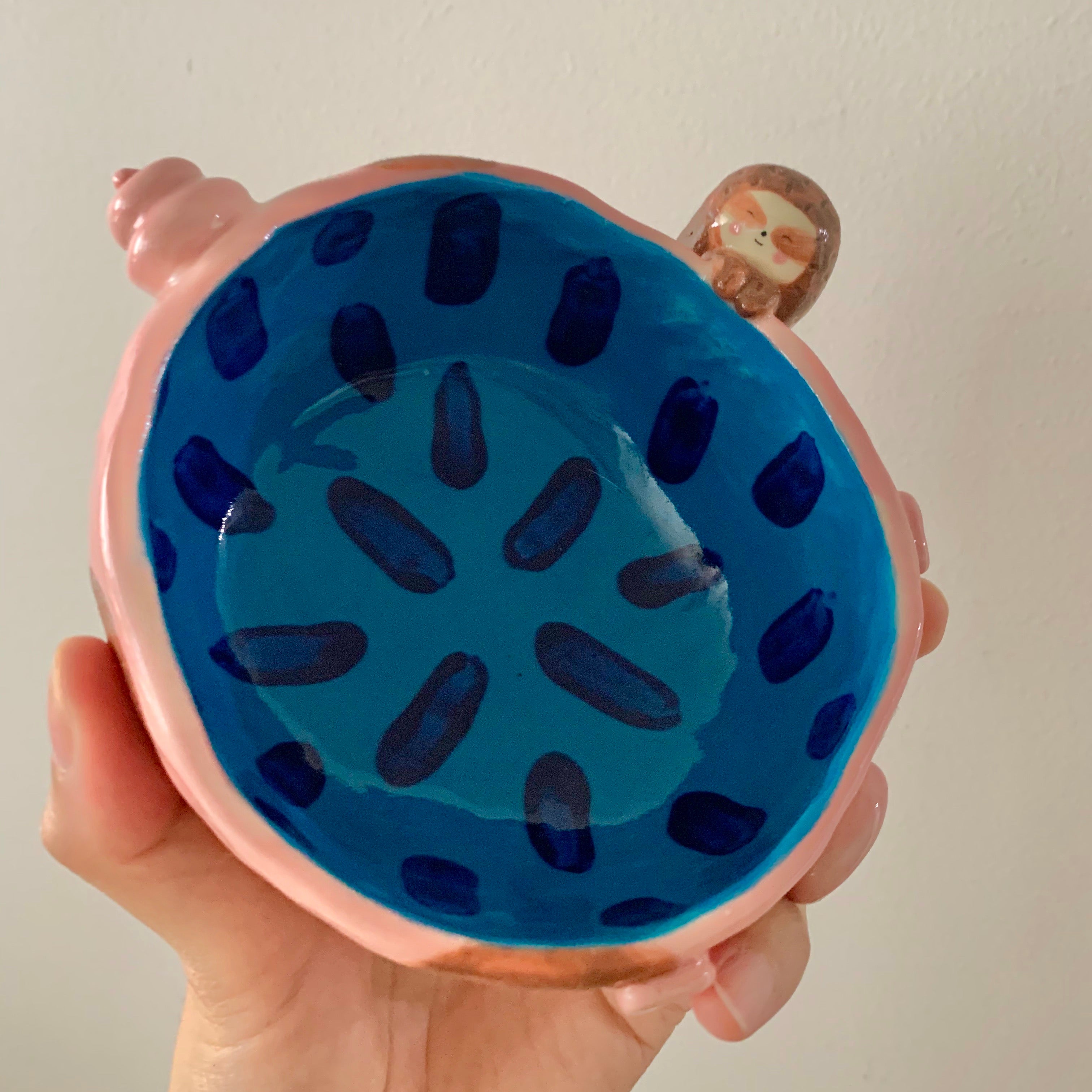 Spotty pig snack bowl with sloth friend