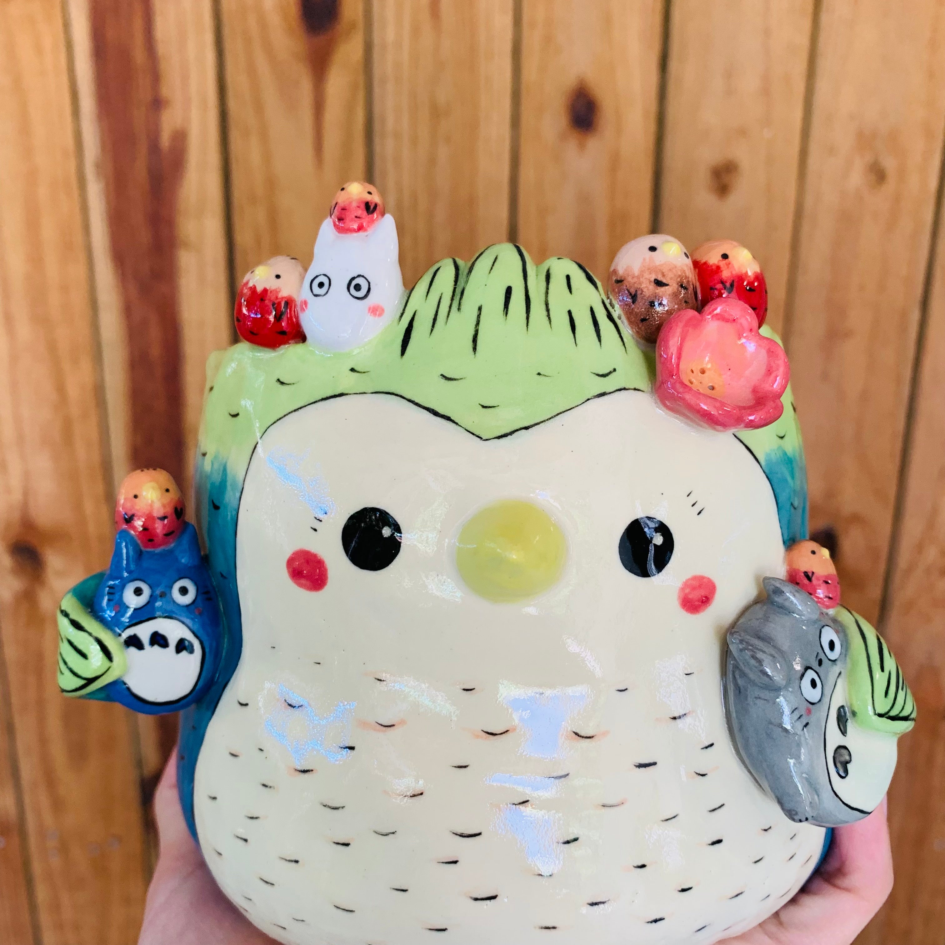 Big birdo pot with Totoro and baby bird friends