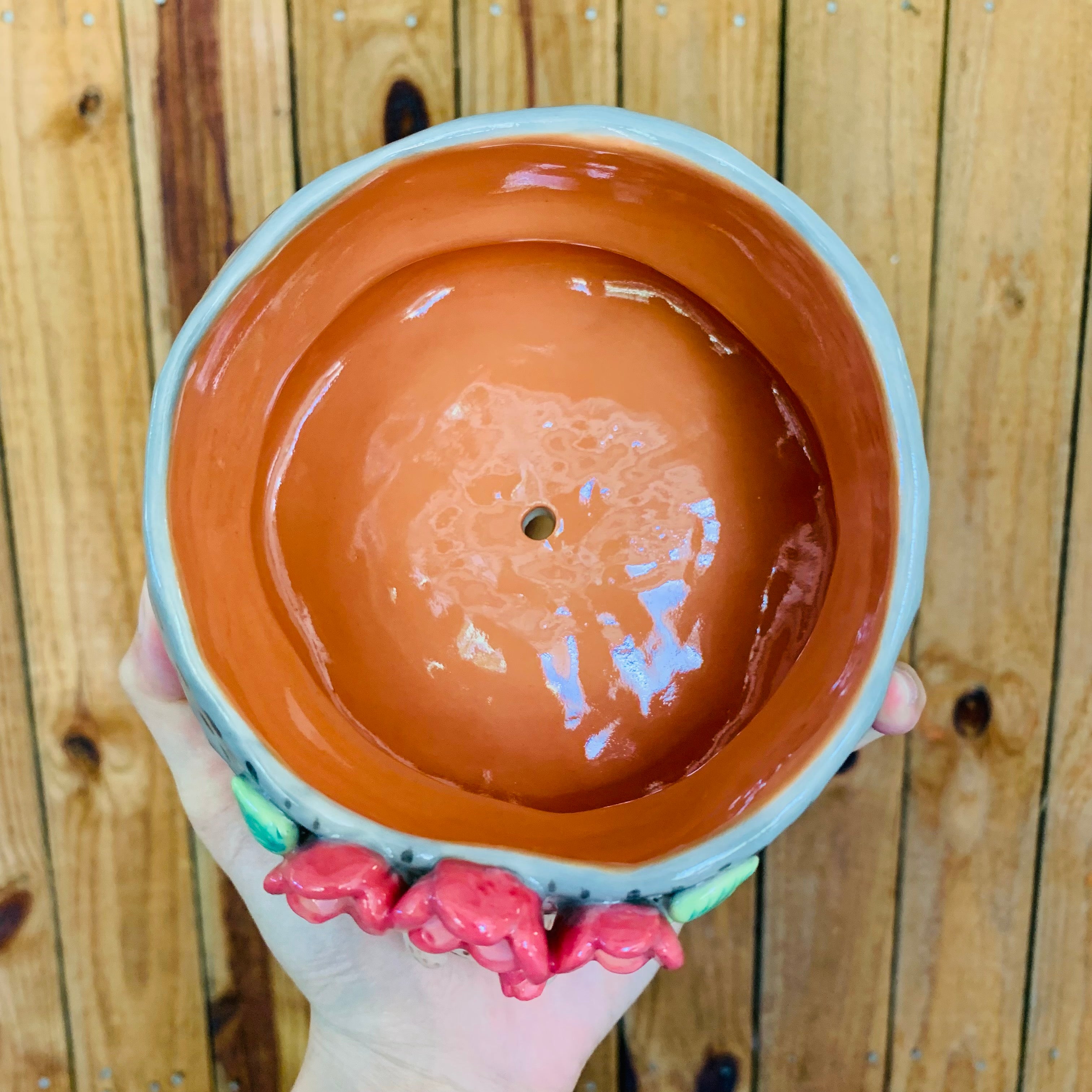 Flowery crown mama and baby sloth pot