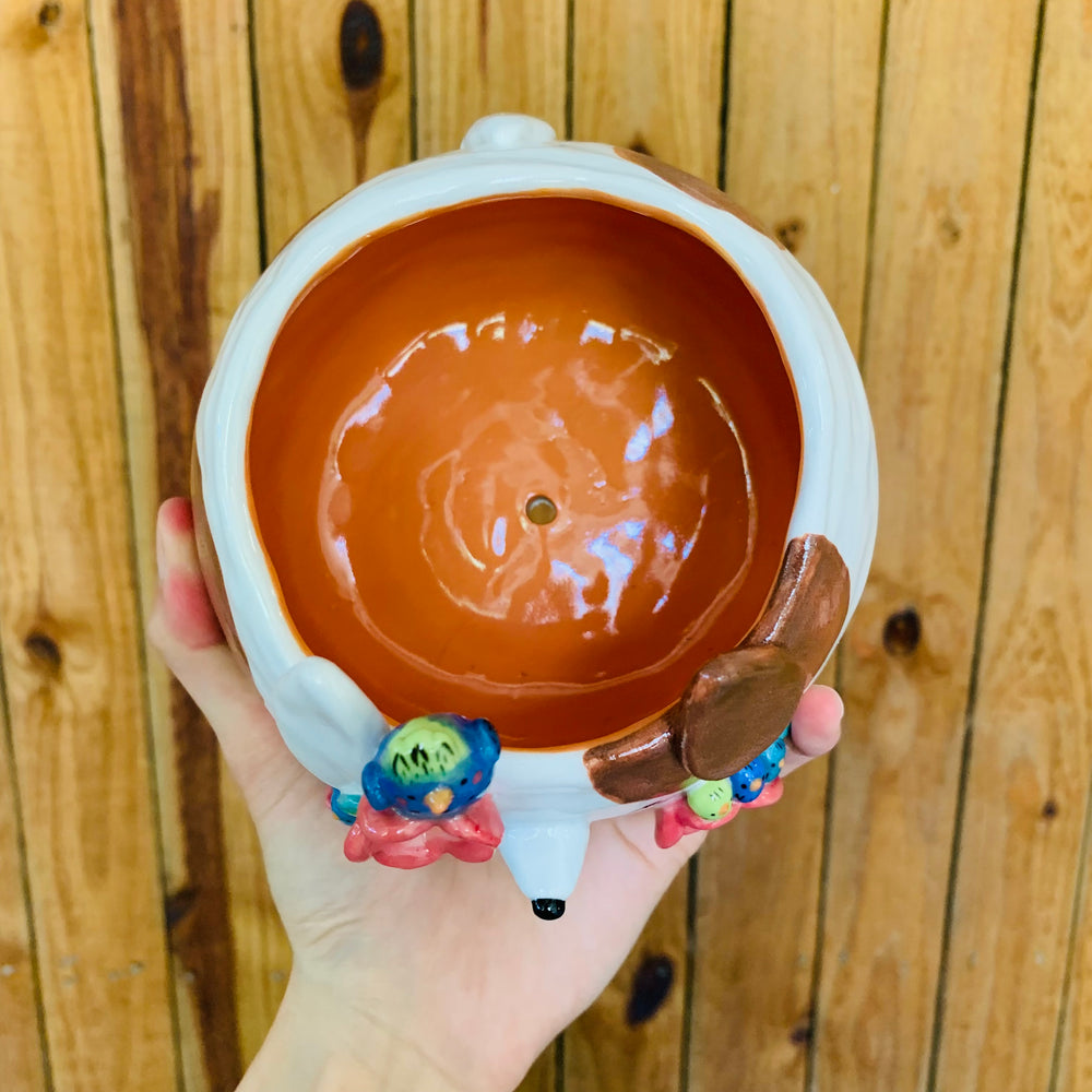 Spotty brown doggo pot with bird fam, photo 5 of 11