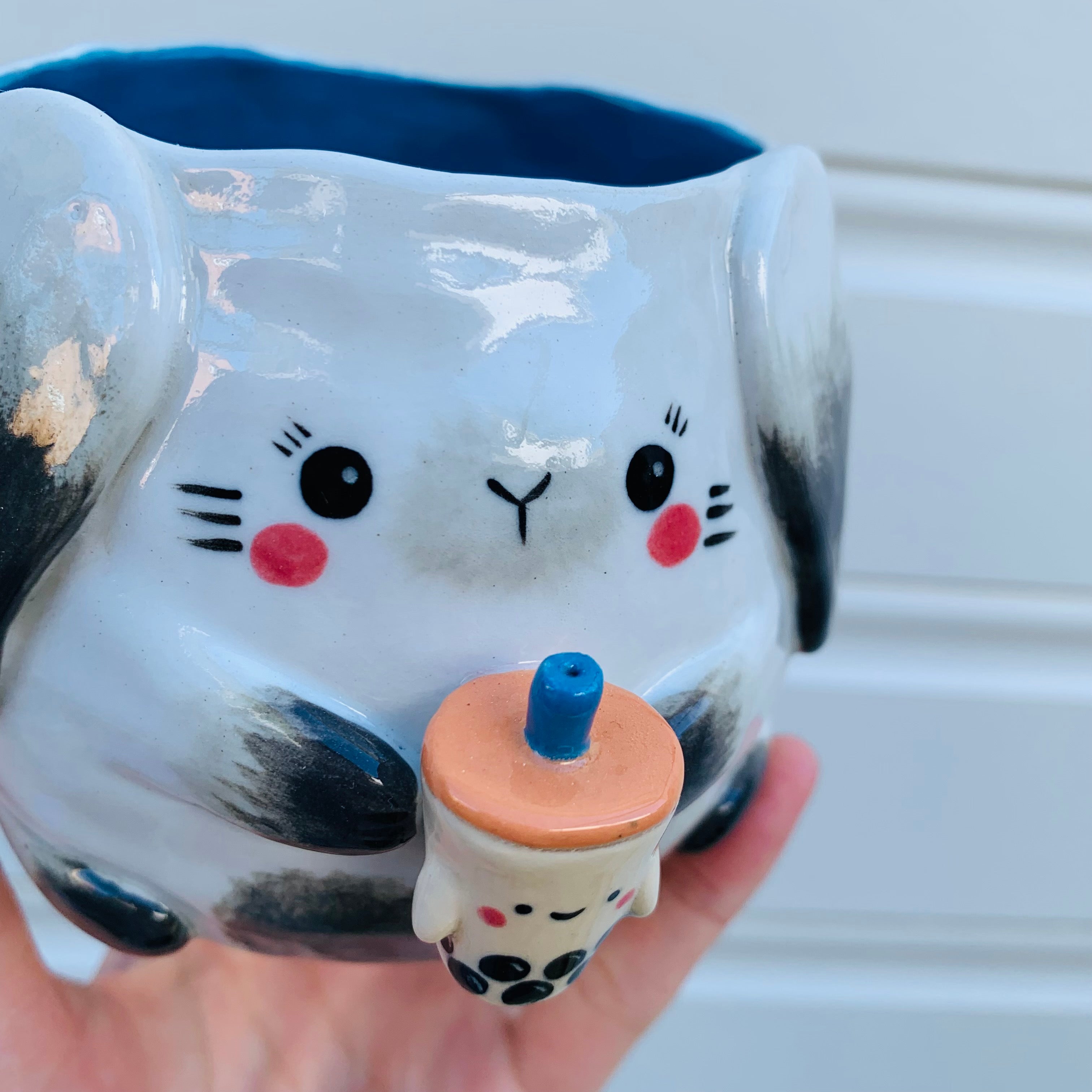 Spotty grey bunny with bubble tea mug