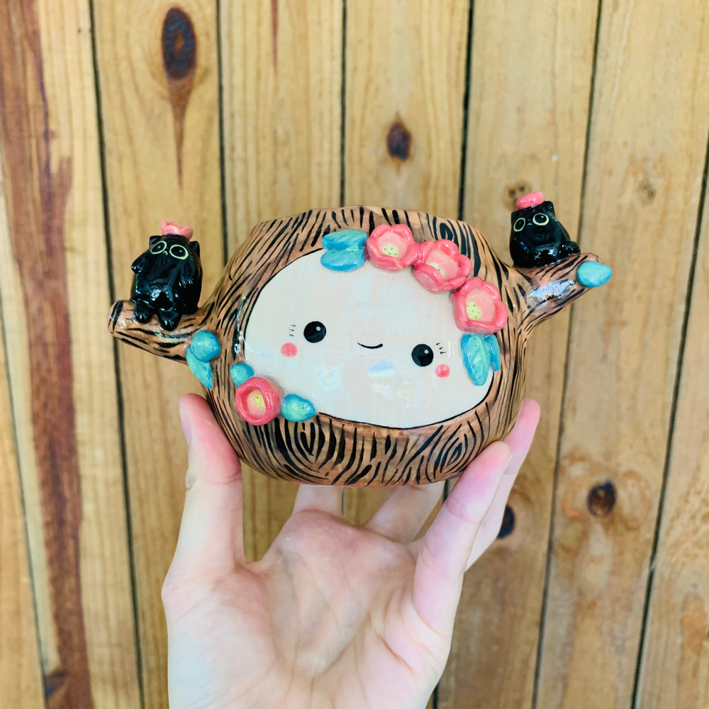 Happy tree pot with black cat friends, photo 1 of 10