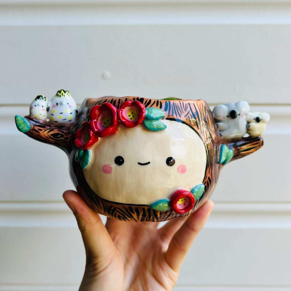 Flowery Happy Tree Pot with Aussie friends, photo 1 of 5