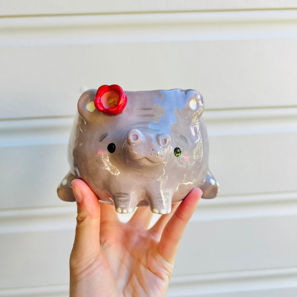 Hippo pot, photo 1 of 5