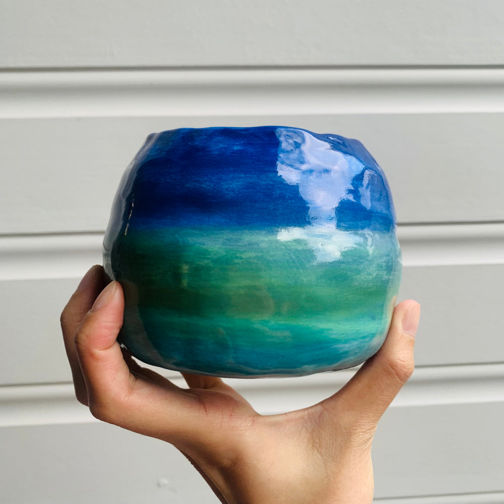 Smooth Ocean tardigrade pot, photo 4 of 8