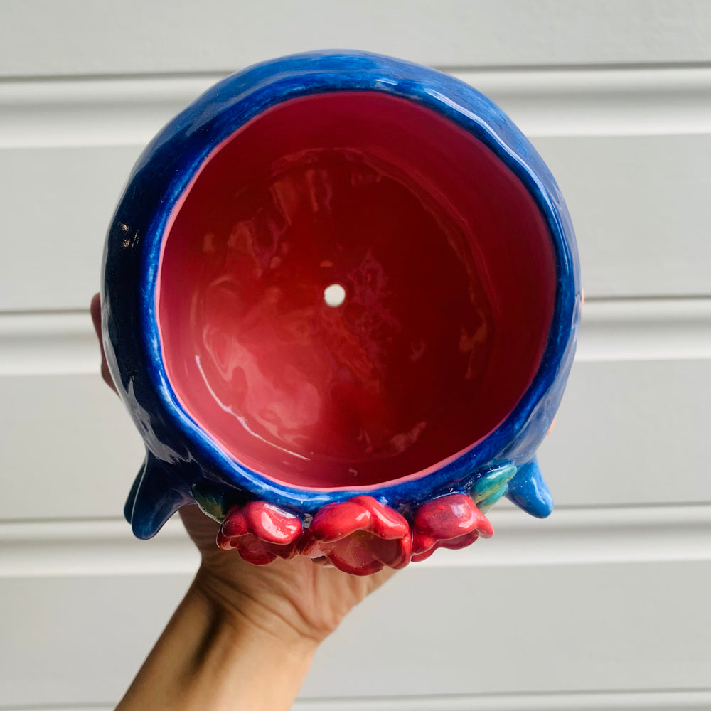 Smooth Ocean tardigrade pot, photo 5 of 8