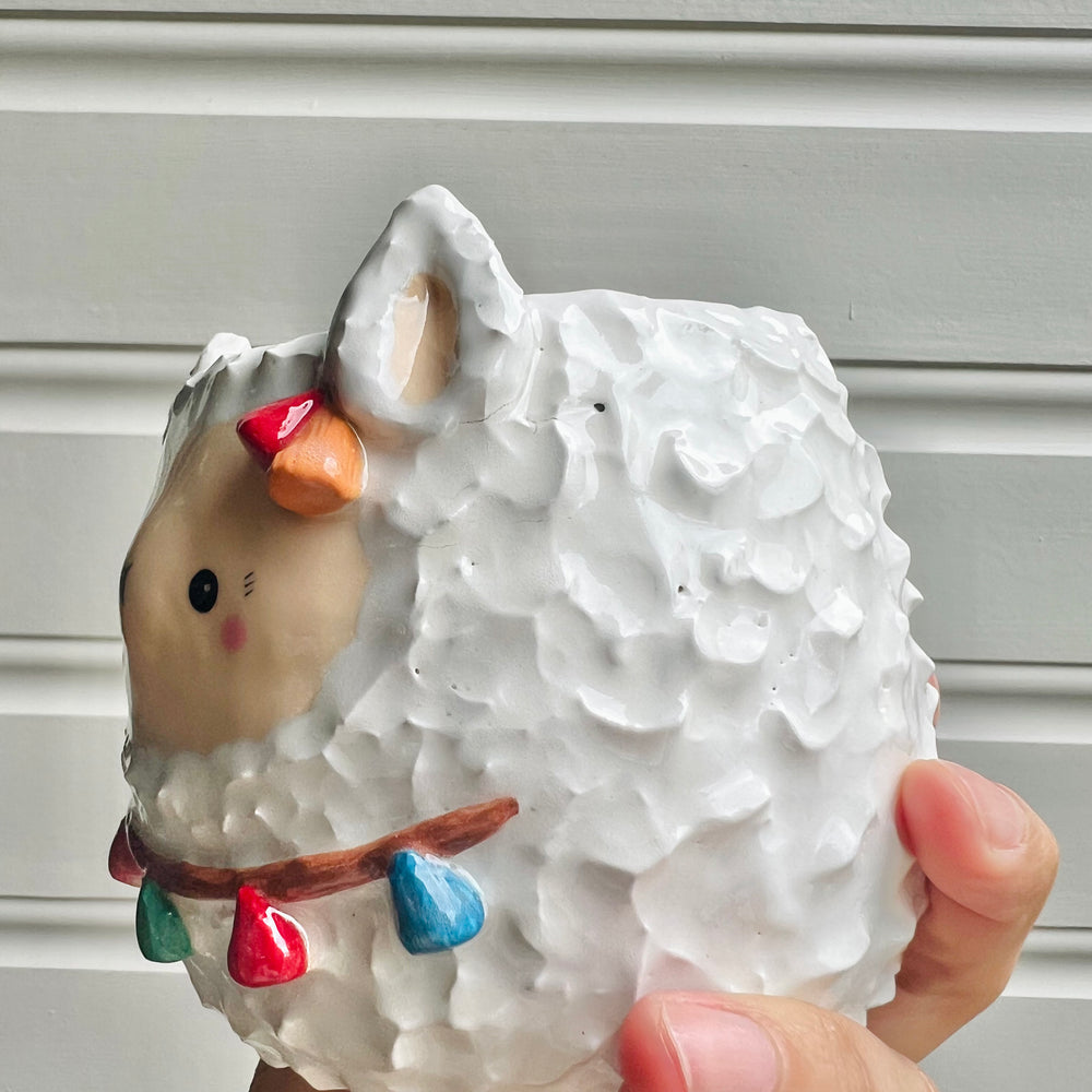 Tassel llama pot, photo 8 of 8
