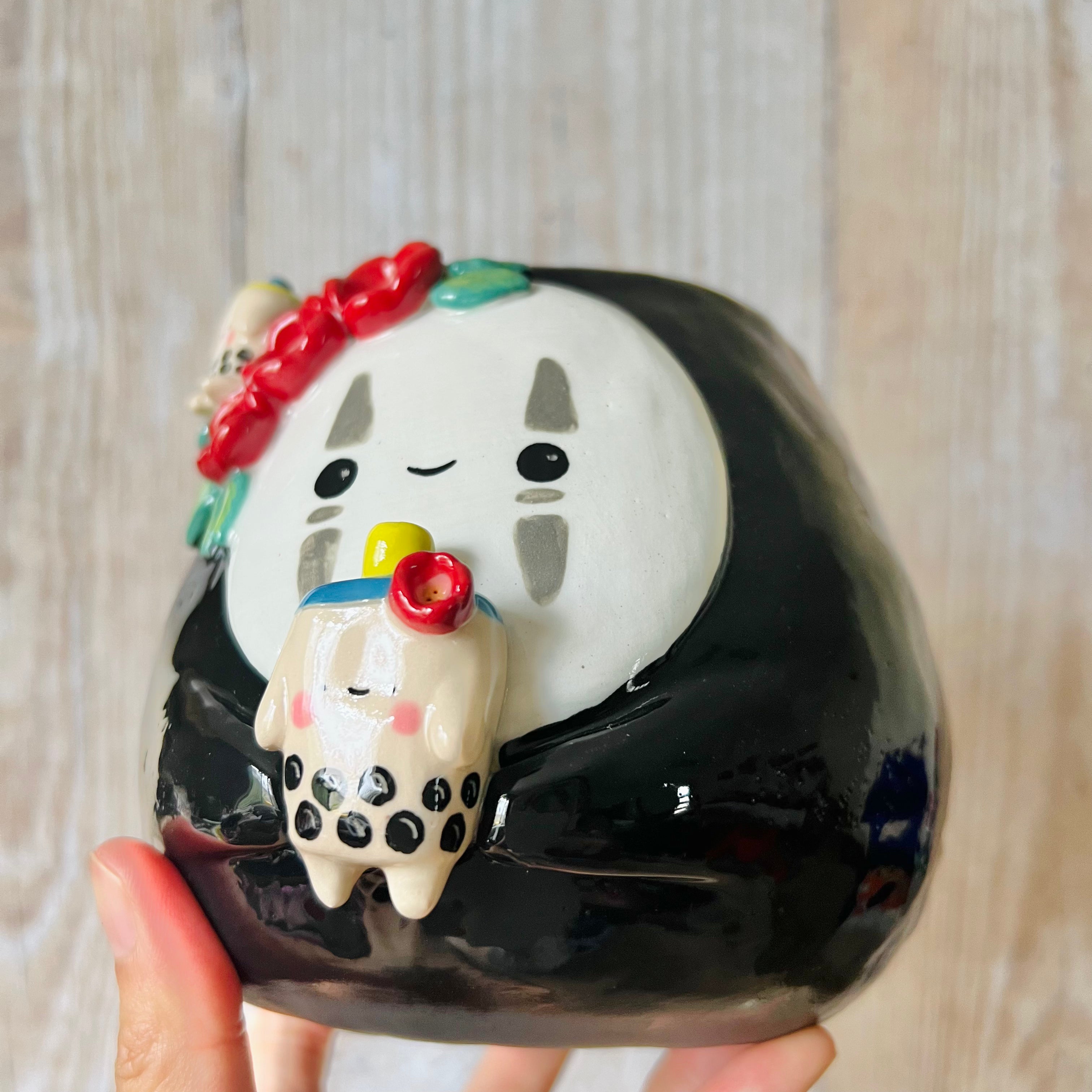 Flowery NO FACE POT with bubble tea friends