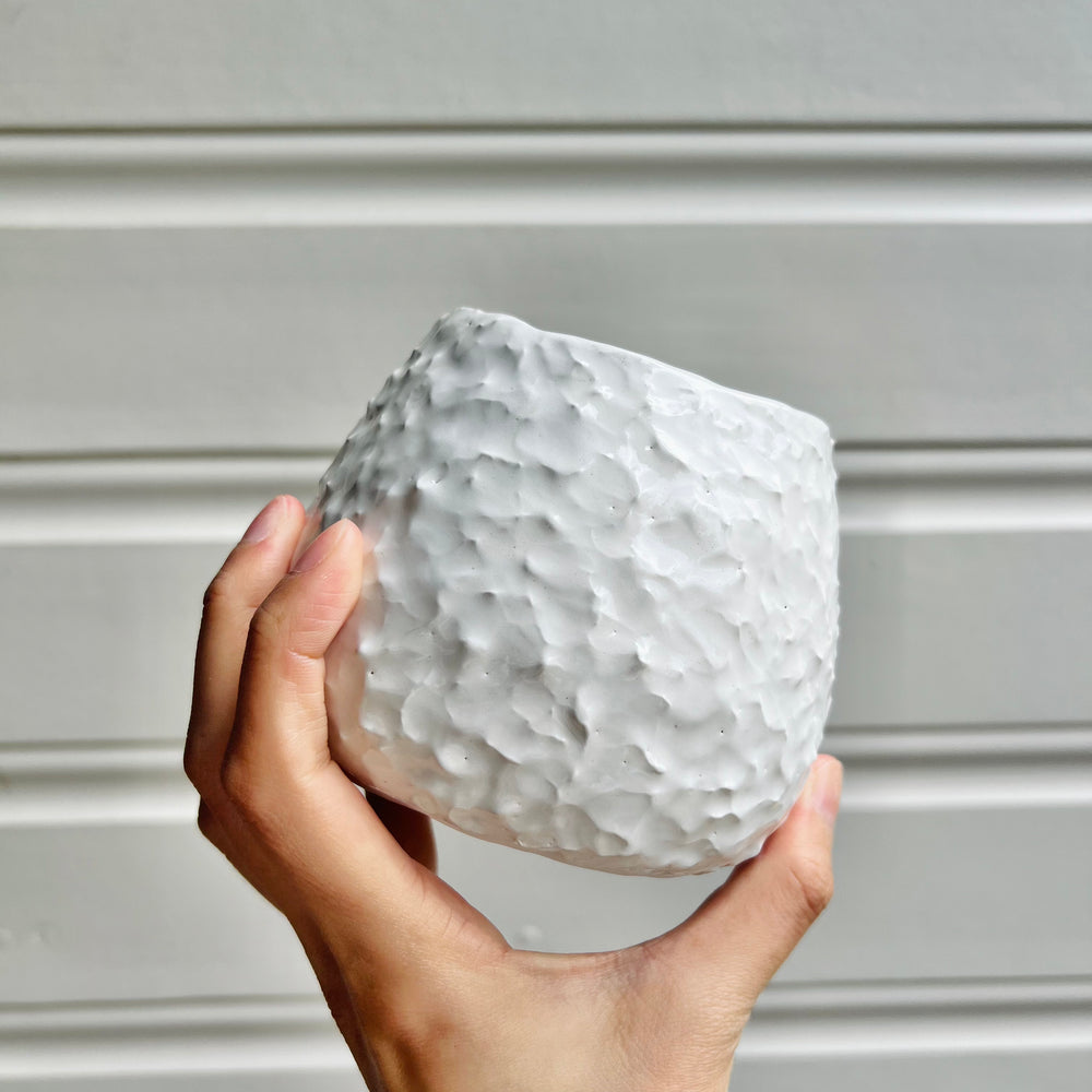 Flowery sheep pot, photo 4 of 10