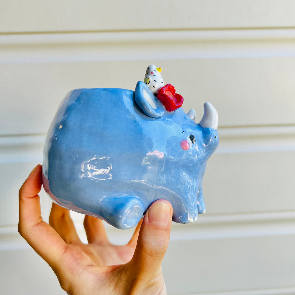 Rhino pot with egret friend, photo 2 of 5