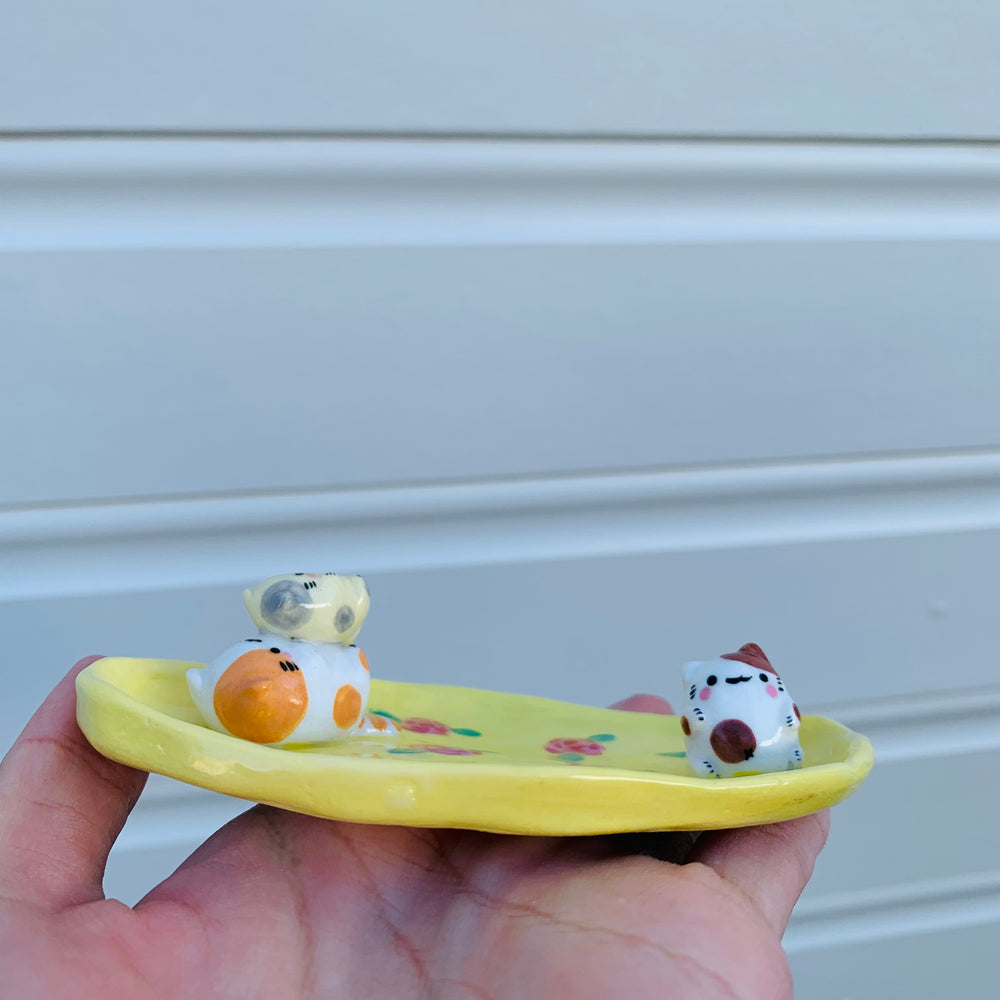 Cat family flowery trinket dish, photo 10 of 10