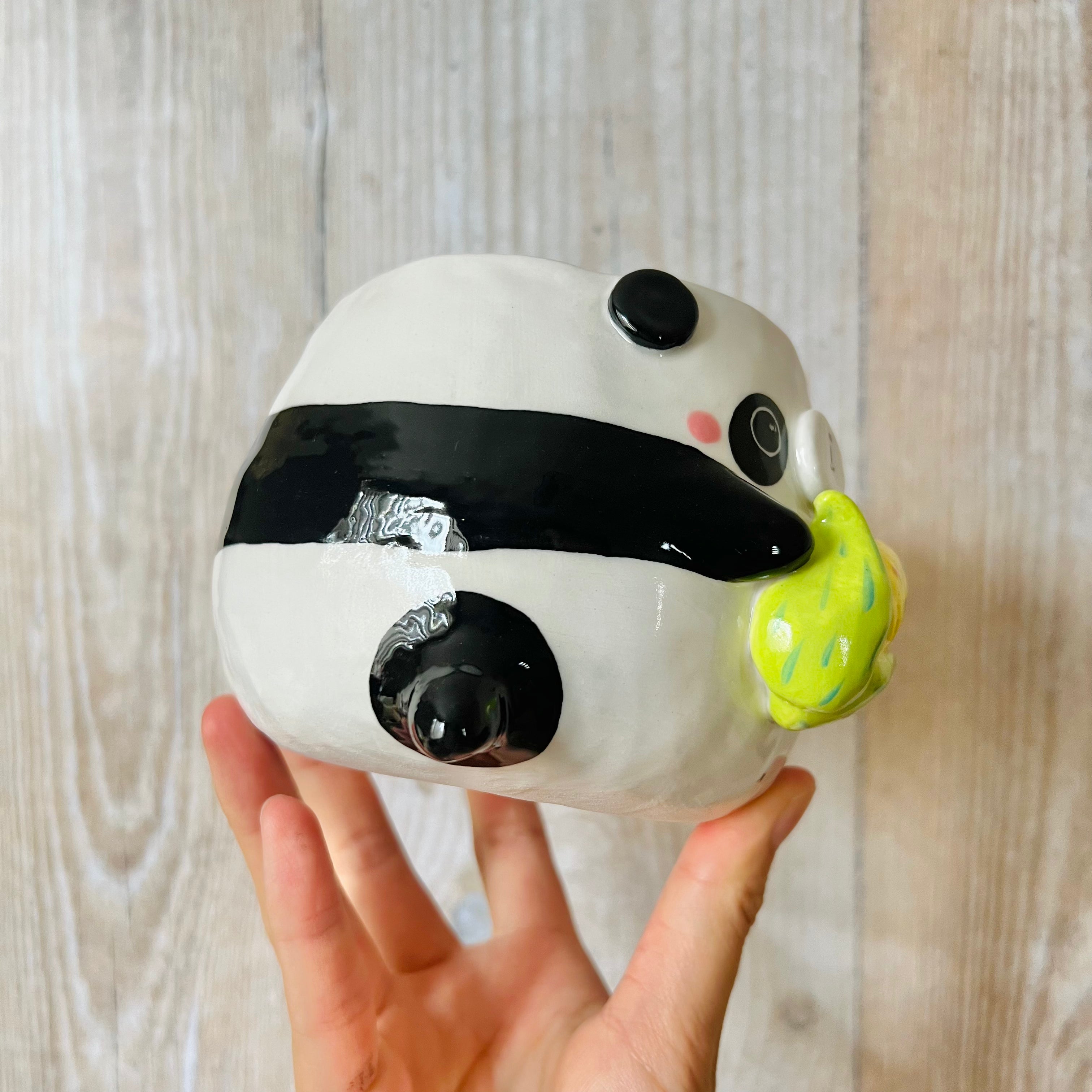 PANDA POT with corn cob friend