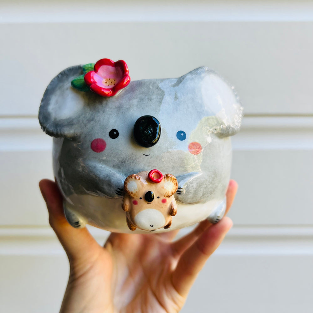 Flowery Koala Pot with koala baby, photo 1 of 6