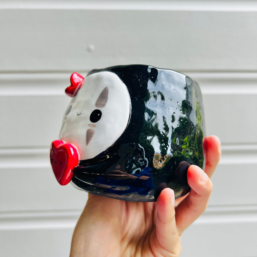 No Face pot with heart friend, photo 3 of 6