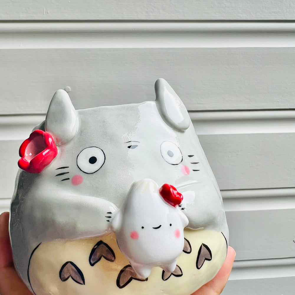 Totoro pot with dumpling friend, photo 2 of 6