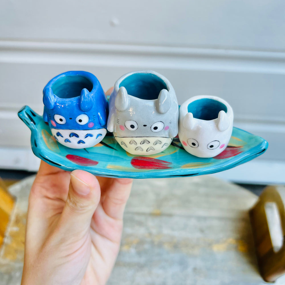 MINIS Totoro and friends on leaf set, photo 3 of 4