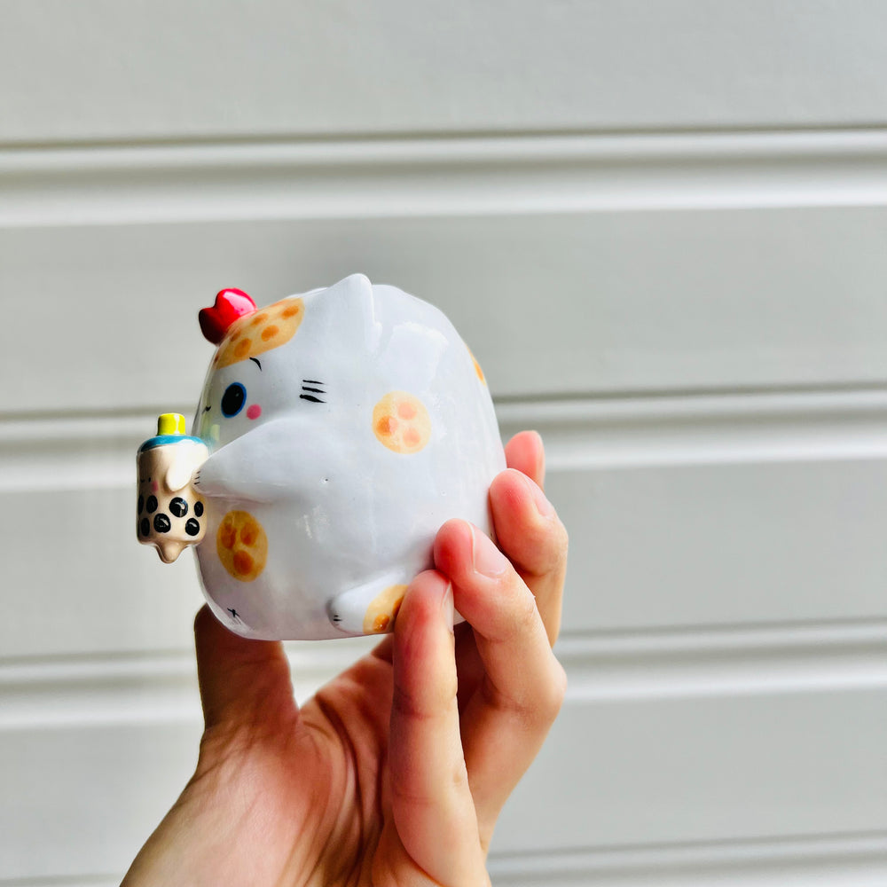 Ginger cat vase with bubble tea friend, photo 3 of 5
