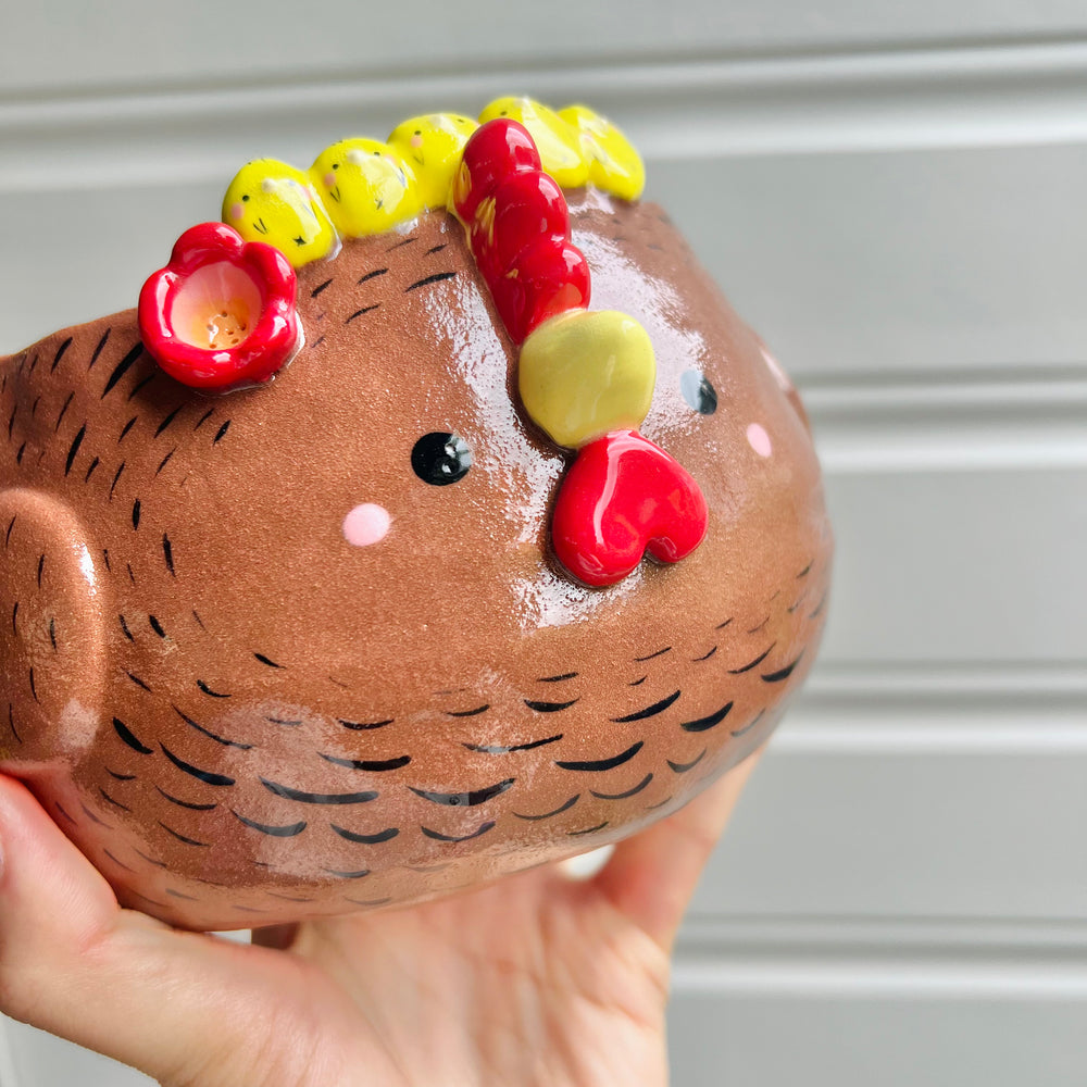LARGE brown chick crown chicken pot, photo 7 of 8