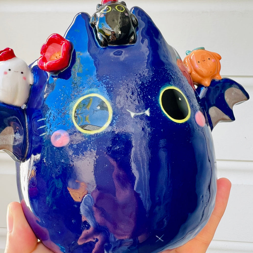 LARGE Halloween bat pot with Halloween friends, photo 8 of 11