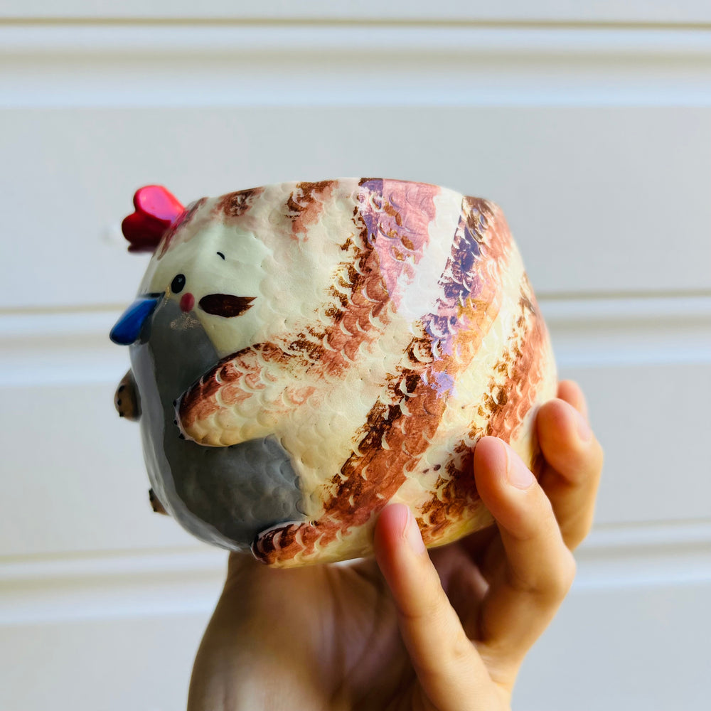 Flowery Blue Tongue Lizard Pot, photo 7 of 9