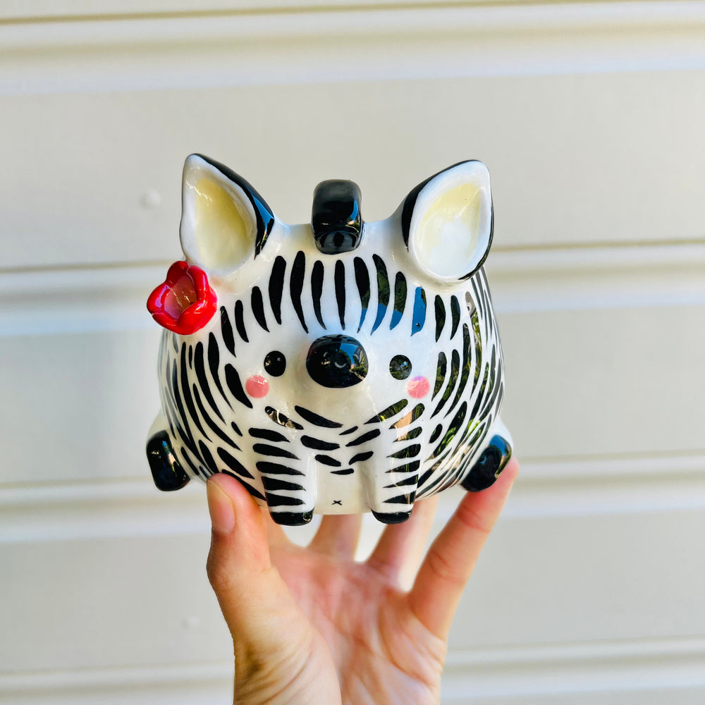 Zebra pot, photo 1 of 5