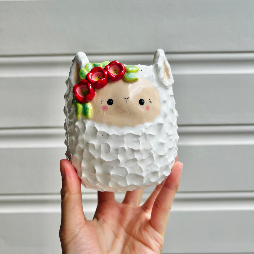 Flowery llama pot, photo 1 of 7
