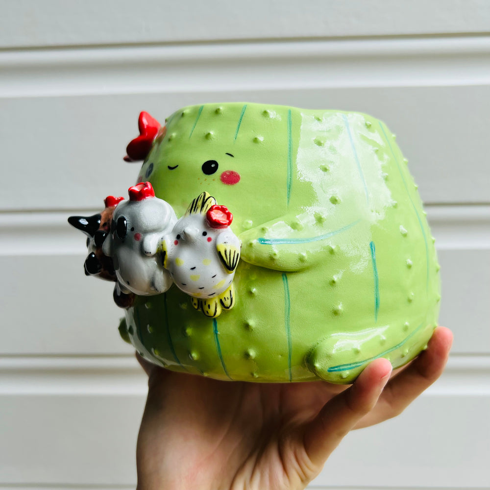 LARGE flowery Cactus pot with Aussie animal friends, photo 4 of 6