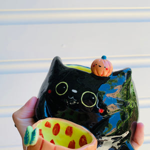 2 in 1 Halloween 2021 black cat with pumpkin friends planter