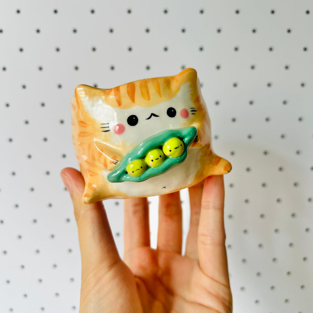 MINI ginger kitty pot with peas in a pod friends, photo 1 of 6