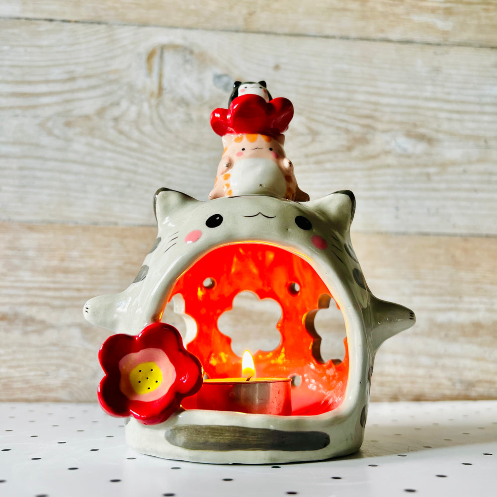 Flowery cat trio candle holder, photo 6 of 7