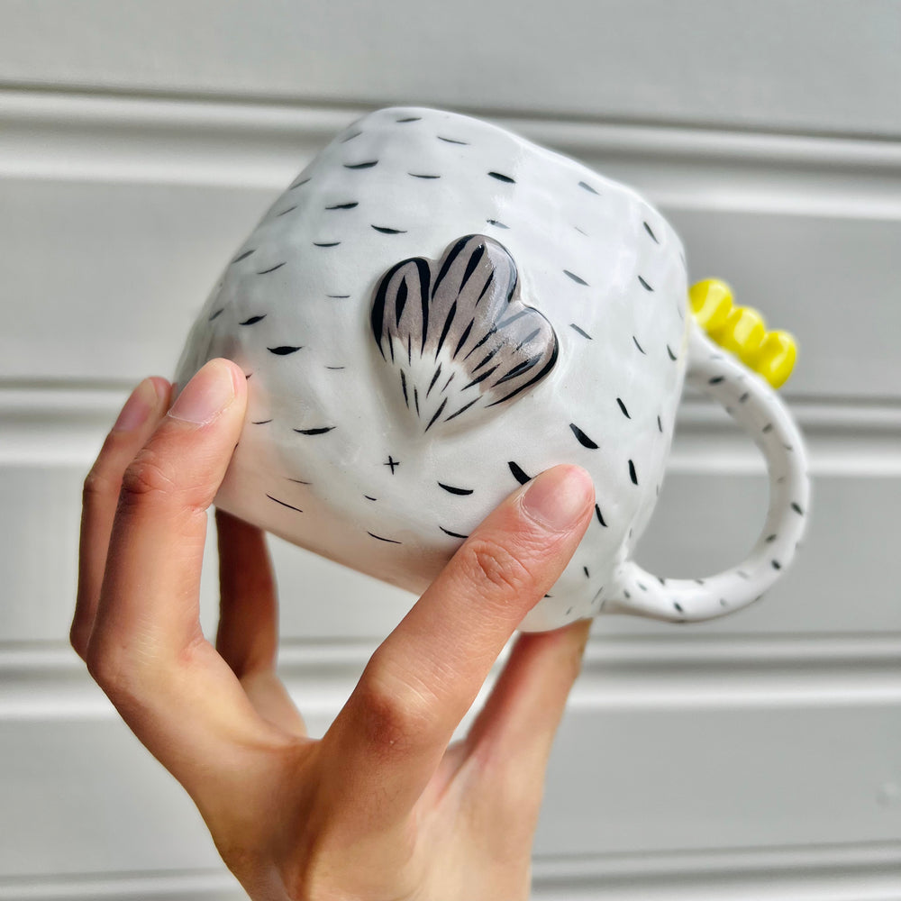 White chicken mug with chicks, photo 4 of 8