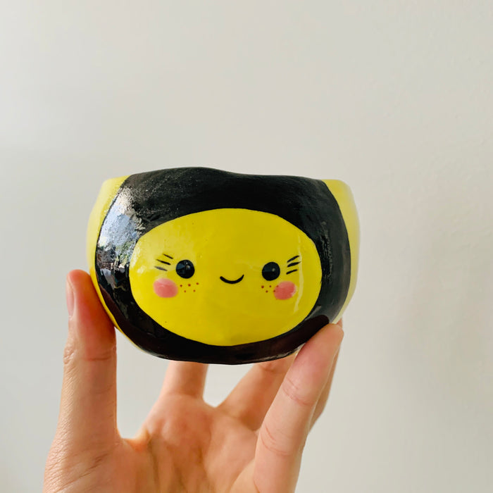 BLUE ‘Bee Happy’ snack bowl