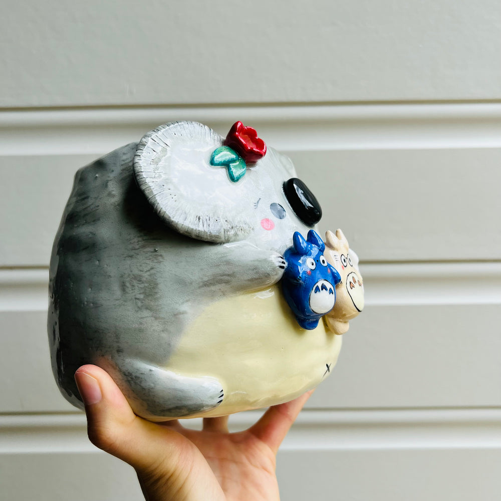 LARGE Koala Pot with Totoro friends, photo 2 of 6