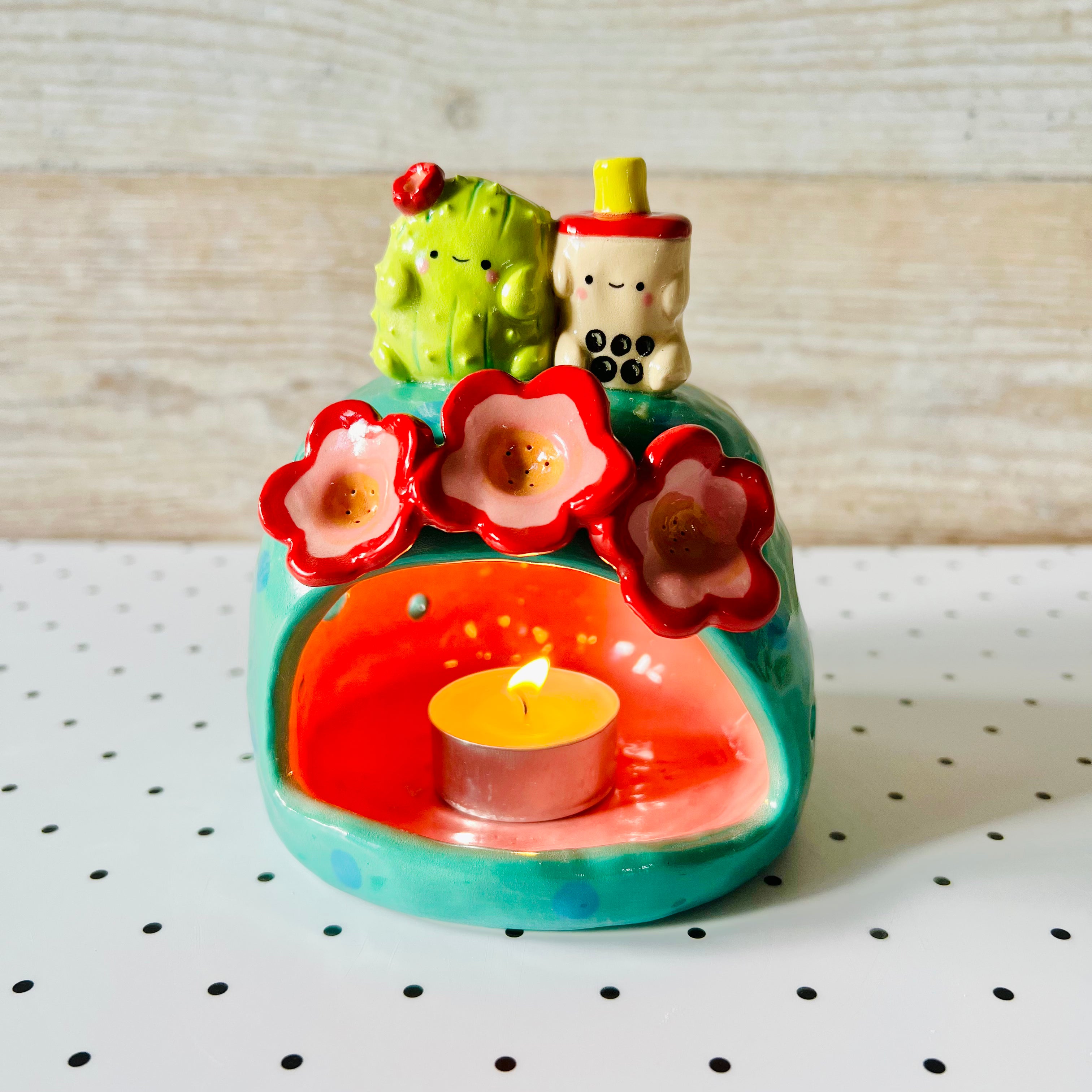 Flowery cactus bubble tea candle holder