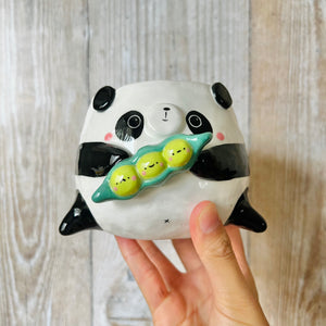 PANDA POT with peas in a pod friend