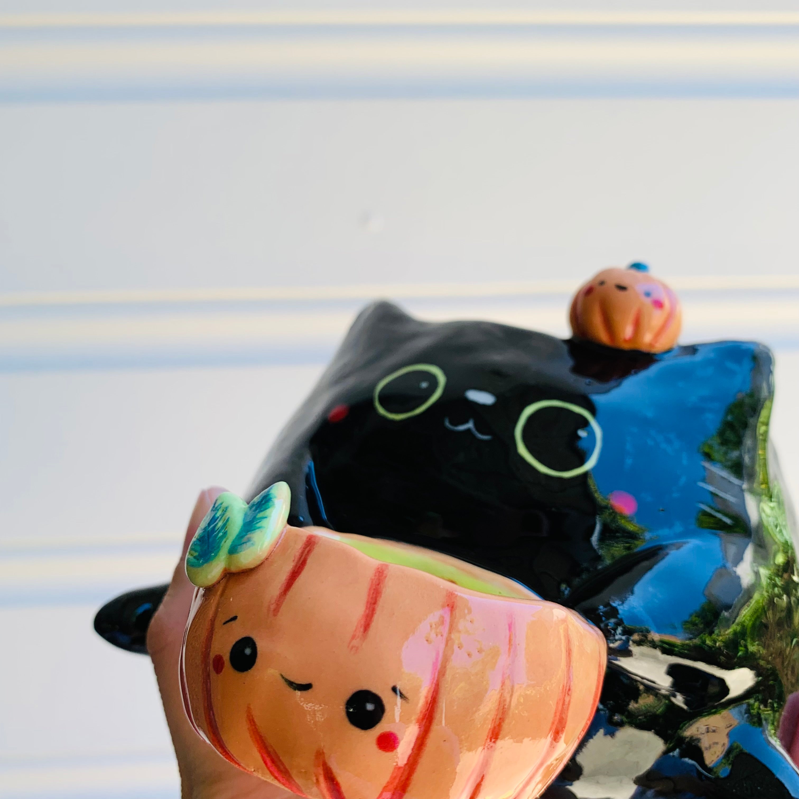 2 in 1 Halloween 2021 black cat with pumpkin friends planter