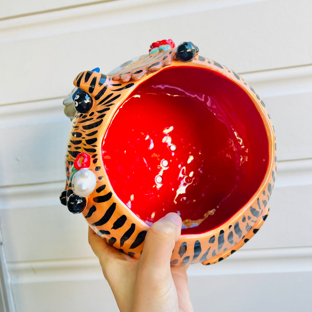 BIG tiger pot with Totoro friends, photo 5 of 5