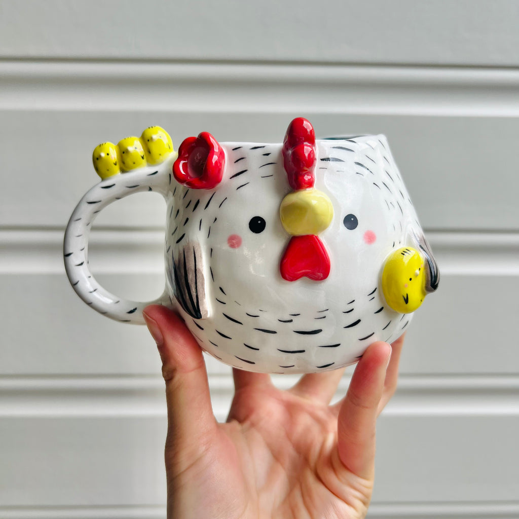 White chicken mug with chicks