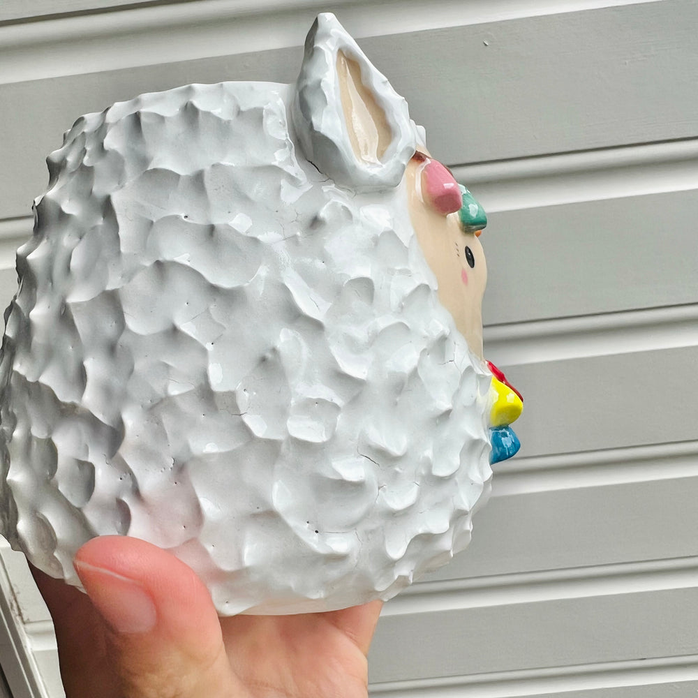 Tassel llama pot, photo 6 of 9