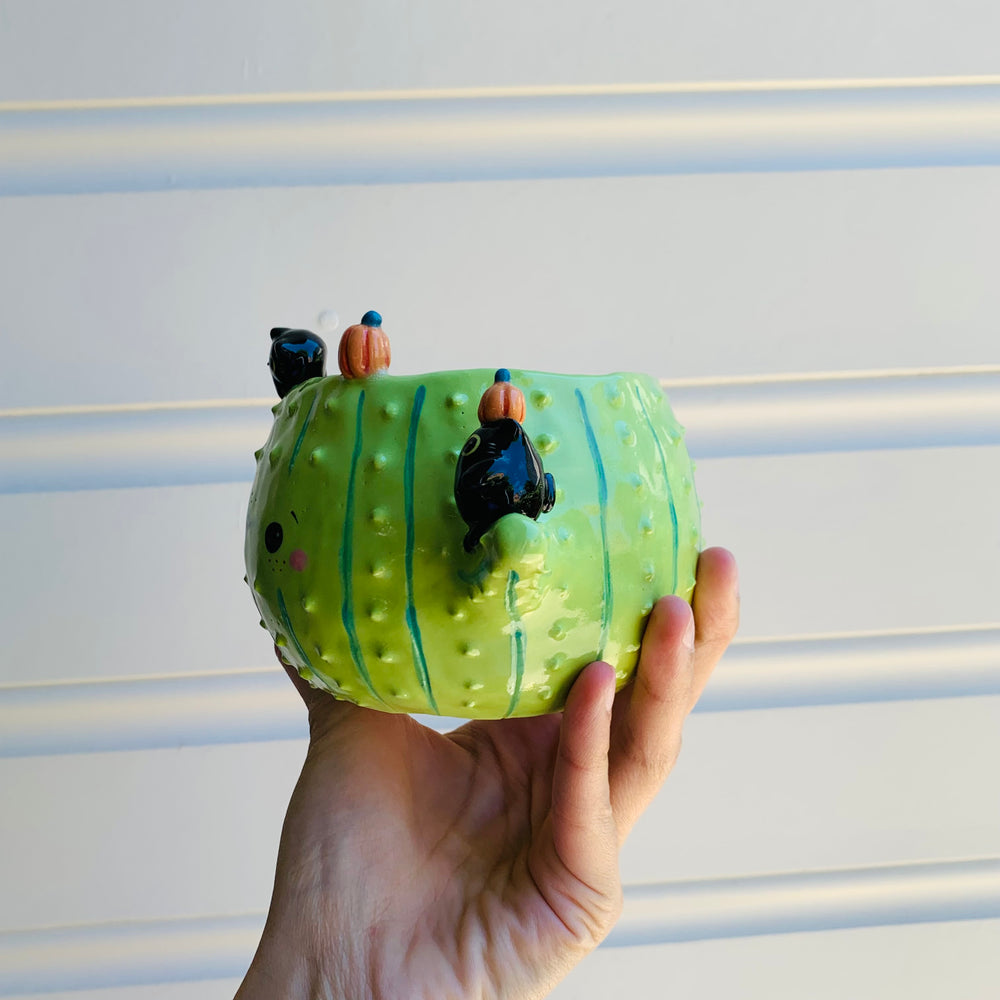 Pumpkin cactus pot with black cat friends, photo 5 of 7