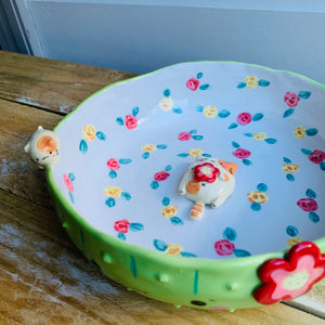 Flowery cactus bowl with cat friends