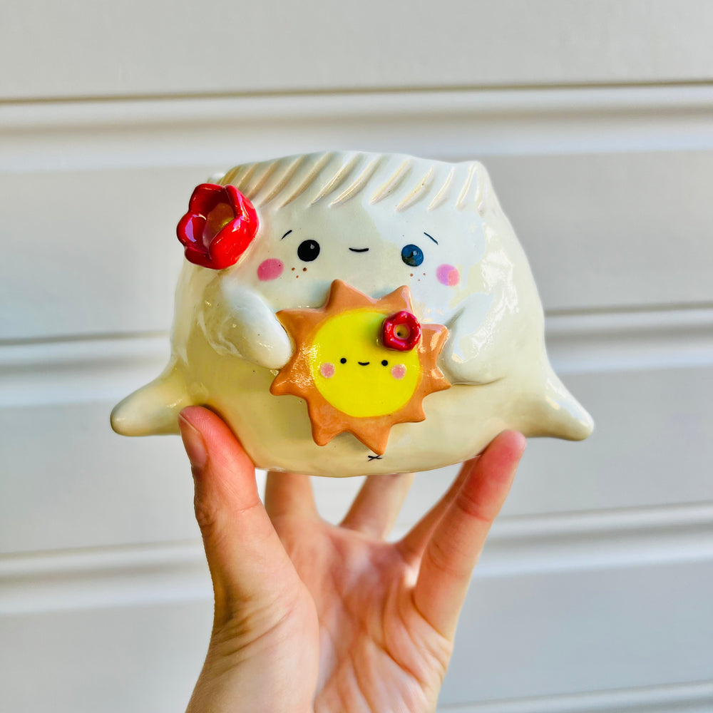 Dumpling POT with sunshine friend (no matching dish), photo 1 of 4