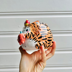 Hat wearing tiger with mandarin friend mug with mandarin