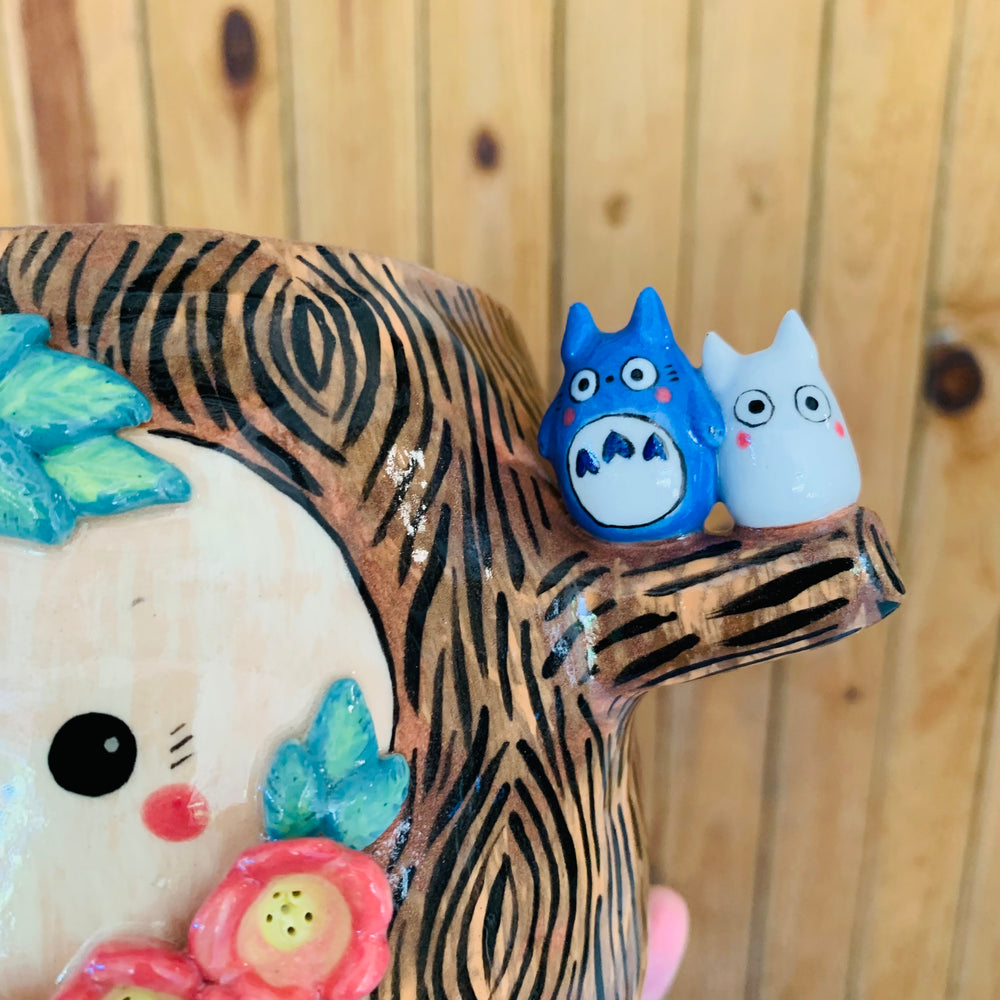 Big flowery tree pot with Totoro friends, photo 3 of 13