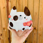 Flowery dark brown spotty doggo pot