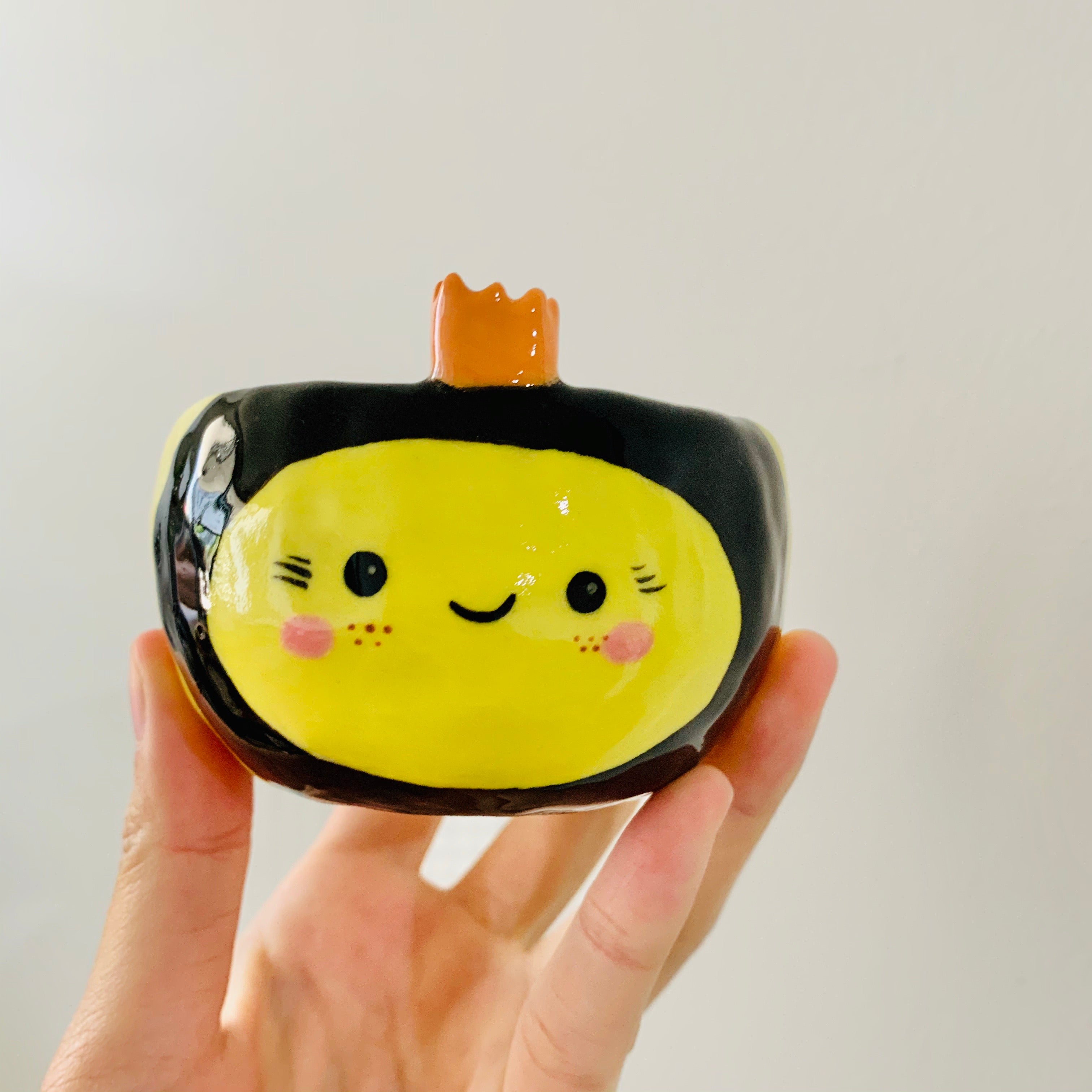 Queen Bee mini snack/trinket bowl